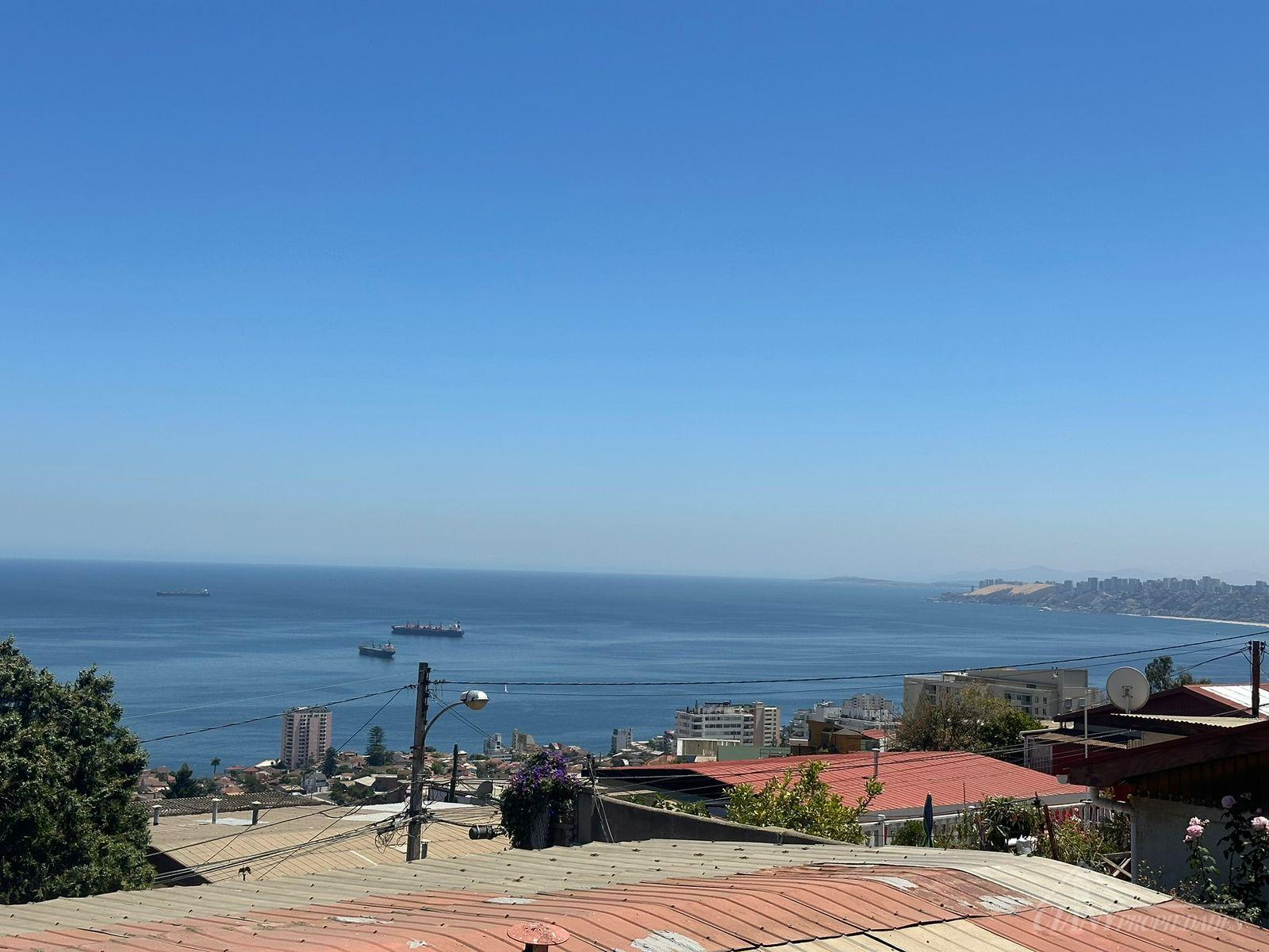 VENDO HERMOSA  CASA CON GRAN VISTA RECREO ALTO VIÑA DEL MAR